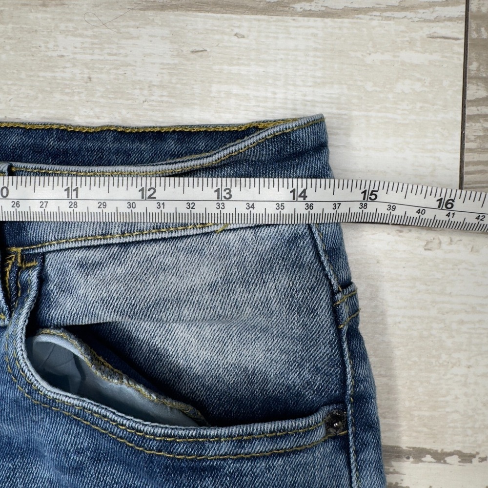 Southpole Shorts Boys 16 Blue Denim Distressed Casual Flat‎ Front Regular Fit - Picture 3 of 12